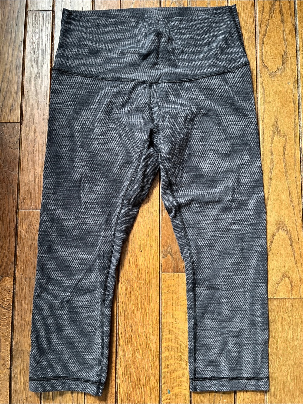 Lululemon Grey Herringbone Leggings Size 10 EUC